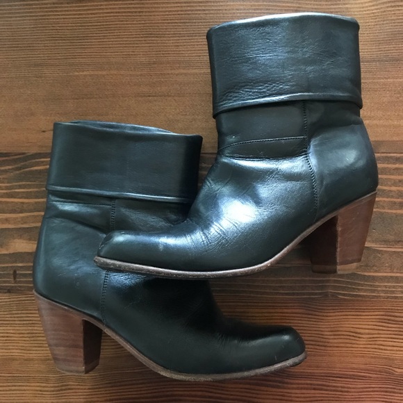 Circle S Shoes - 🦄 Vintage Brazilian leather and wood booties